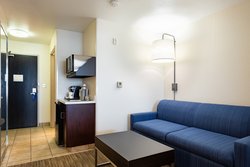  - Holiday Inn Express & Suites Evanston - I-80, Exit 3