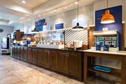  - Holiday Inn Express & Suites Evanston - I-80, Exit 3