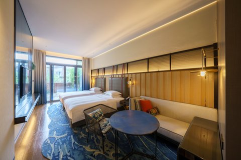 HOTEL INDIGO GARDEN EXPO - Photo 36