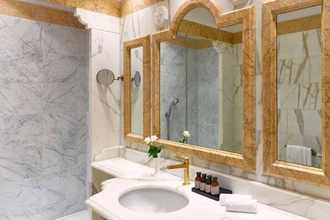 GROTTA GIUSTI RESORT TUSCANY - Photo 27