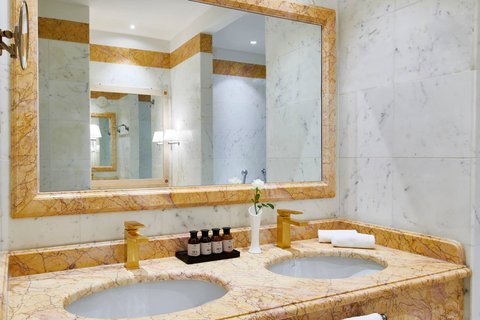 GROTTA GIUSTI RESORT TUSCANY - Photo 49