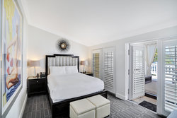  - Pillars at New River Sound Hotel Fort Lauderdale