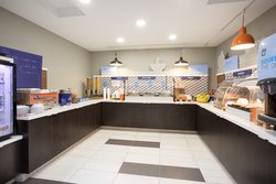  - Holiday Inn Express Yreka - I-5, Exit 776