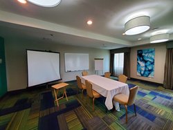  - Holiday Inn Express & Suites Pearland