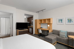  - TownePlace Suites by Marriott Airport Fitzsimons Denver - I-70, Exit 283
