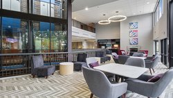  - Holiday Inn Crystal Lake