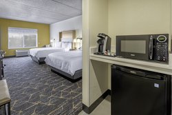 - Holiday Inn & Suites Rothschild - I-39, Exit 185