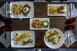  - Holiday Inn & Suites Rothschild - I-39, Exit 185