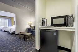  - Holiday Inn & Suites Rothschild - I-39, Exit 185