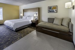  - Holiday Inn & Suites Rothschild - I-39, Exit 185
