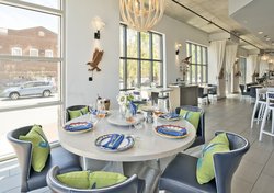  - Hotel Indigo Old Town Alexandria - I-95 & I-495, Exit 177