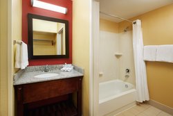 - Holiday Inn Express Tifton - I-75, Exit 62