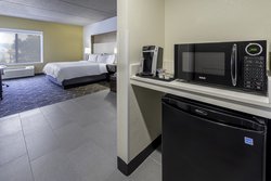  - Holiday Inn & Suites Rothschild - I-39, Exit 185