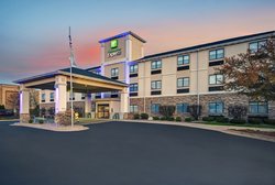  - Holiday Inn Express Marshall