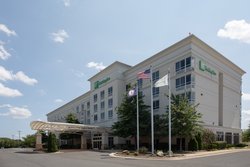  - Holiday Inn Southeast Winchester - I-81, Exit 313