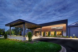  - Courtyard by Marriott Hotel Lincolnshire