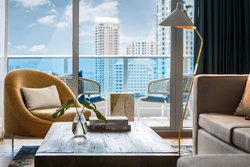  - Kimpton Epic Hotel Miami - I-95, Exit 2A & 2C
