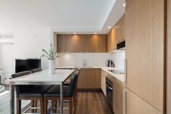  - LEVEL Suites Yaletown Vancouver