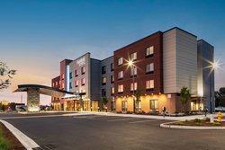  - Fairfield Inn & Suites by Marriott Medford - I-5, Exit 27