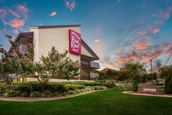  - Red Roof Inn Duke University Medical Center Durham - I-85, Exit 175