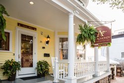  - Almondy Inn Newport