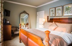  - Almondy Inn Newport