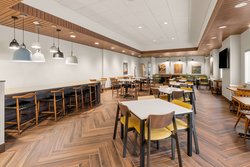  - Fairfield Inn & Suites by Marriott Downtown Seattle