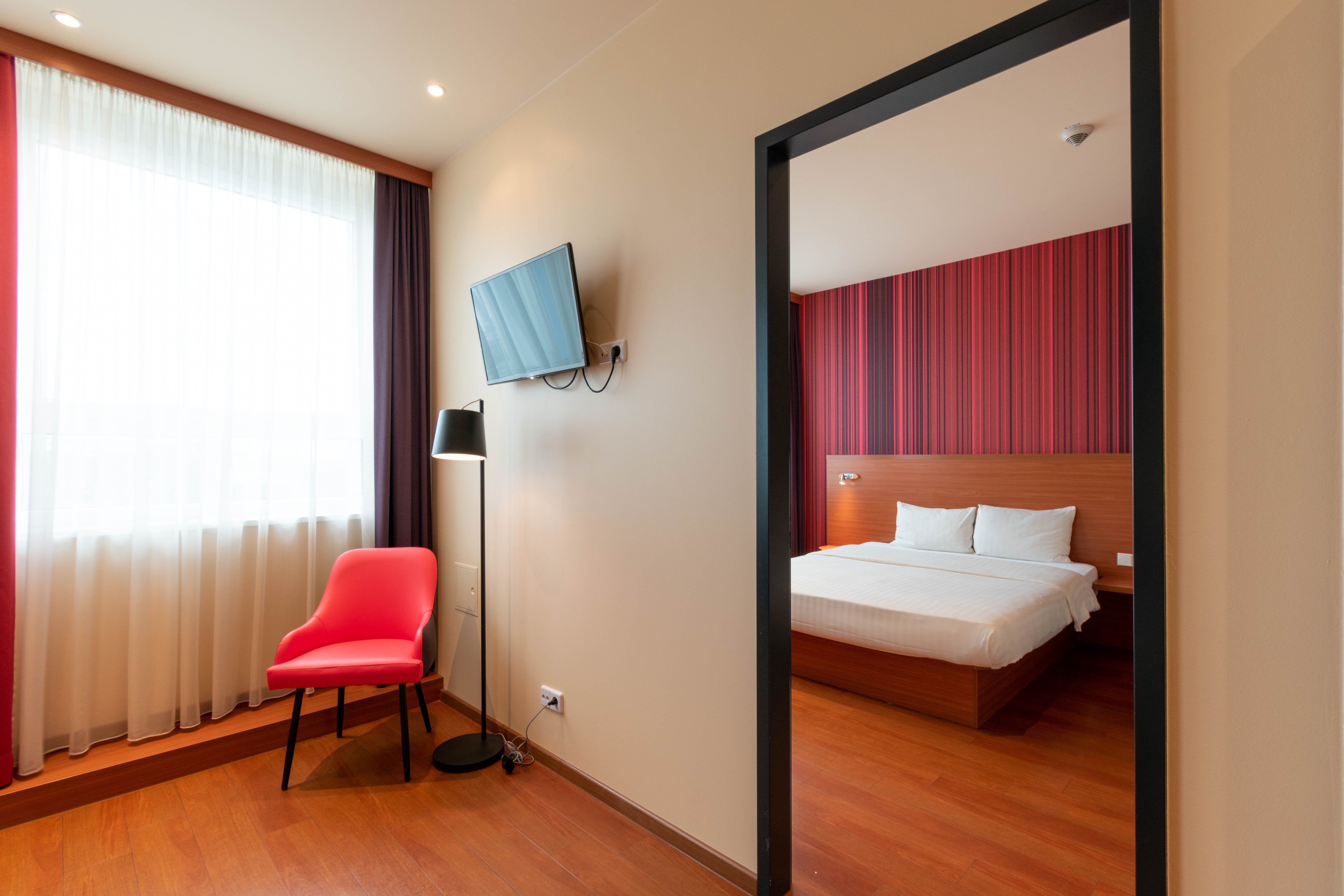 STAR G HOTEL MUNCHEN SCHWABING-guestroom-Star G Schwabing MUC Suite.jpg
