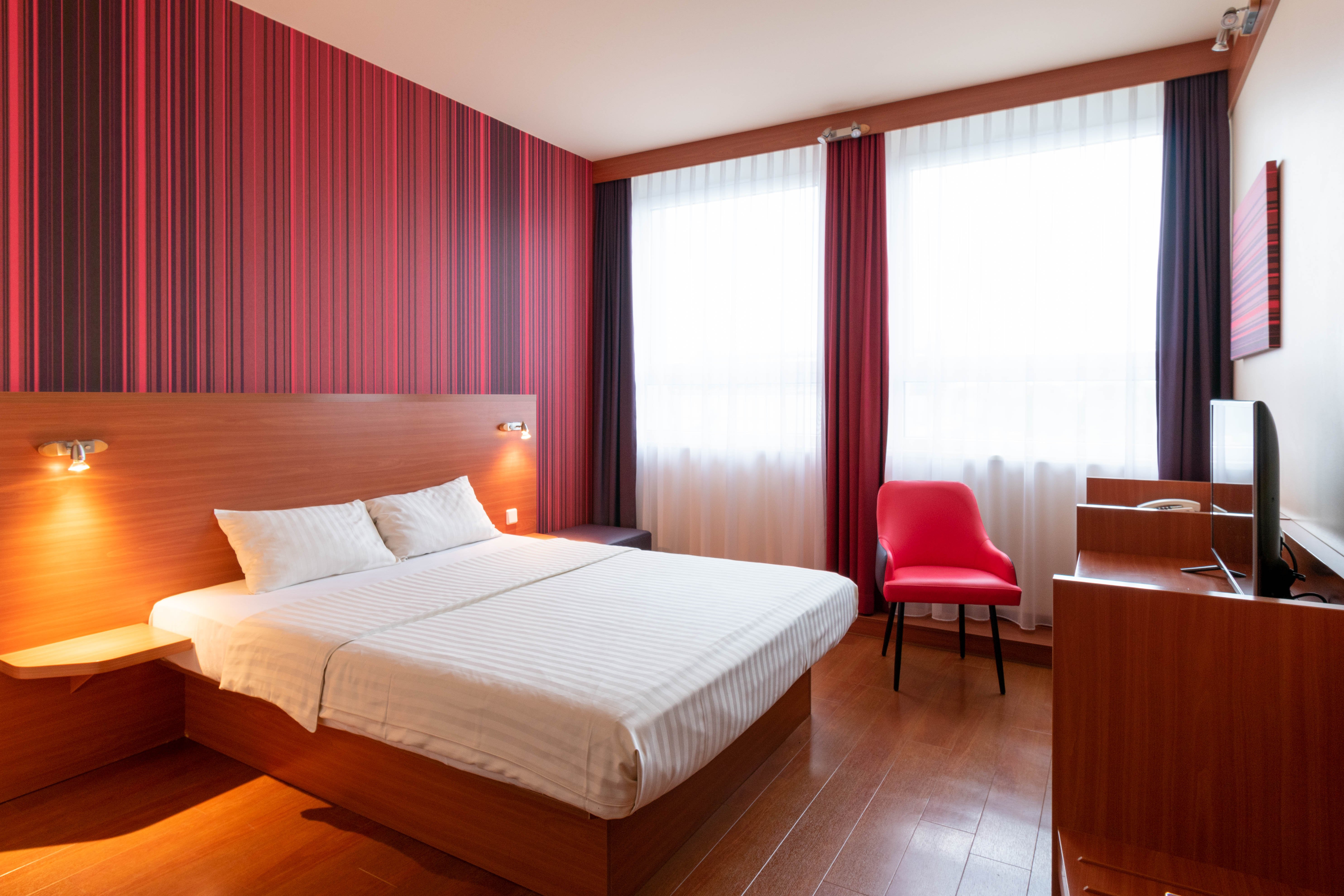 STAR G HOTEL MUNCHEN SCHWABING-guestroom-Star G Schwabing MUC Standard Room.jpg