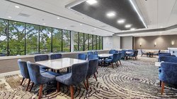  - Holiday Inn Crystal Lake