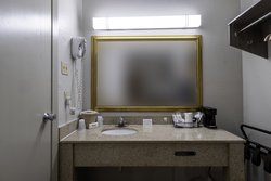  - Red Roof Inn University Charlottesville