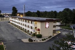  - Red Roof Inn University Charlottesville