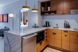  - Westin Hotel Medical Center Houston