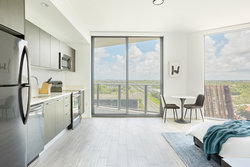  - Sonder Hotel at Riverwalk Fort Lauderdale