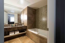  - Sutton Place Hotel Downtown Toronto