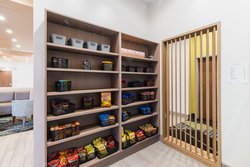  - Holiday Inn Express & Suites Vista Downtown Columbia