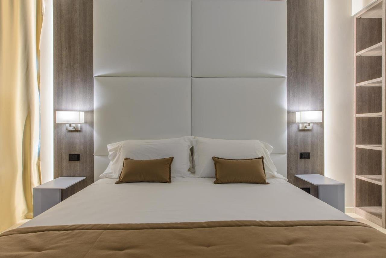 HOTEL CRISTALLO - RICCIONE-guestroom-GUEST ROOM.jpg