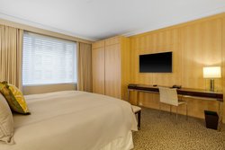  - Omni Berkshire Place Hotel New York