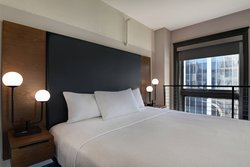  - Courtyard by Marriott Hotel Downtown Cincinnati - I-71, Exit 1B