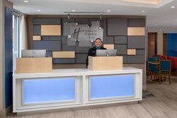  - Holiday Inn Express & Suites Woodside