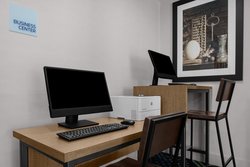  - Holiday Inn Express & Suites Woodside