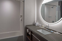  - Courtyard by Marriott Hotel Jefferson City