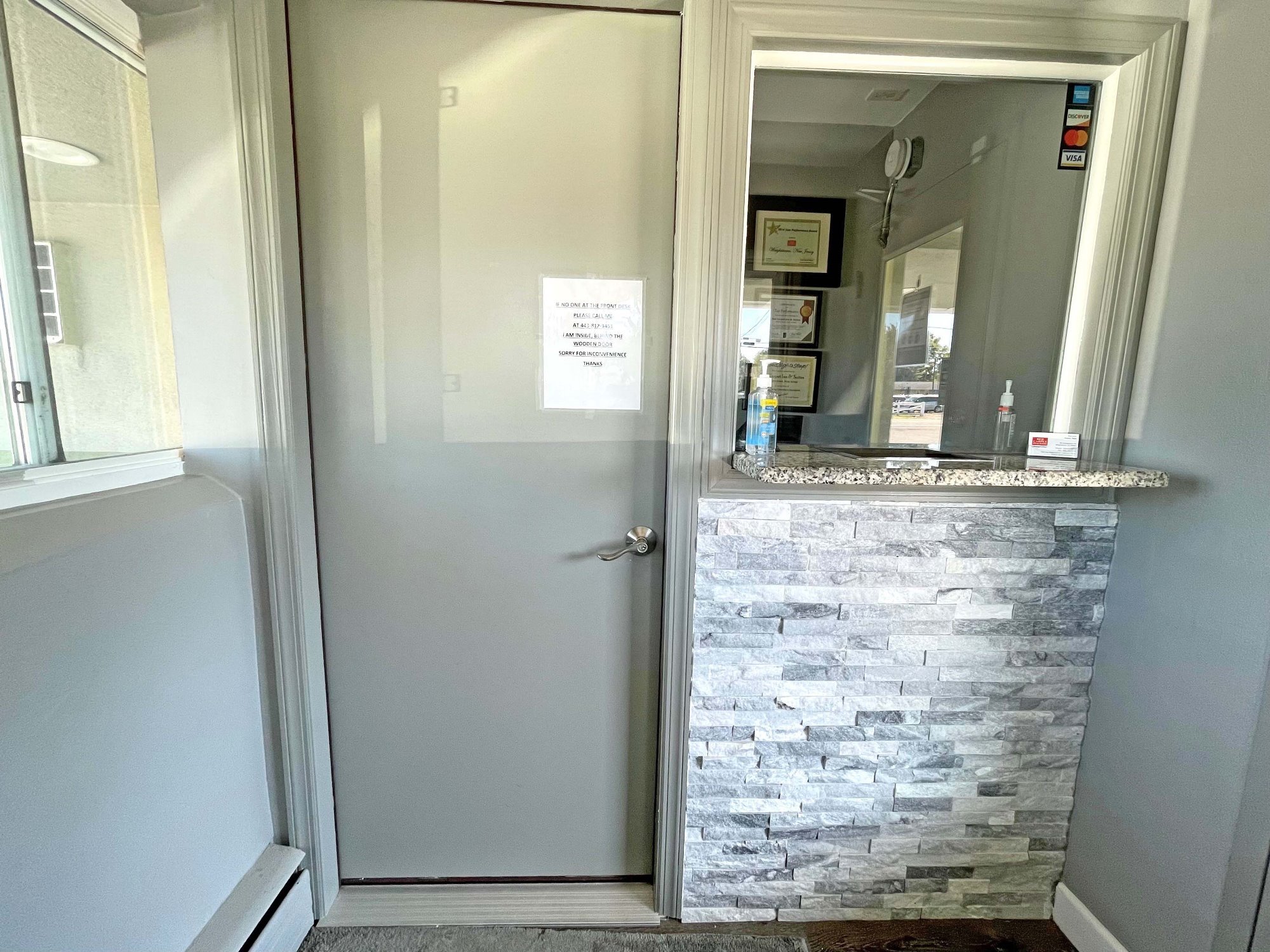RED CARPET INN AND SUITES, photo 4