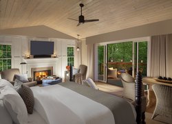  - L'Auberge de Sedona Resort & Spa