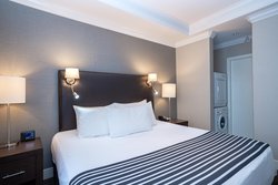  - Sandman Signature Hotel & Suites Edmonton