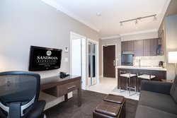  - Sandman Signature Hotel & Suites Edmonton