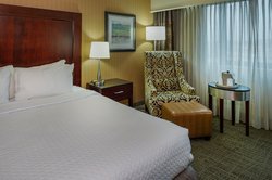  - Crowne Plaza Hotel St Louis Airport Bridgeton - I-70, Exit 235A