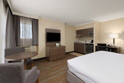  - GEC Granville Suites Hotel Downtown Vancouver