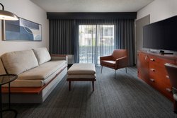  - Courtyard by Marriott Hotel Fresno
