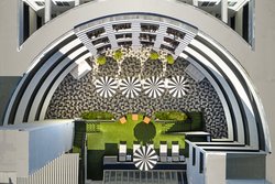  - Carlyle Inn Los Angeles